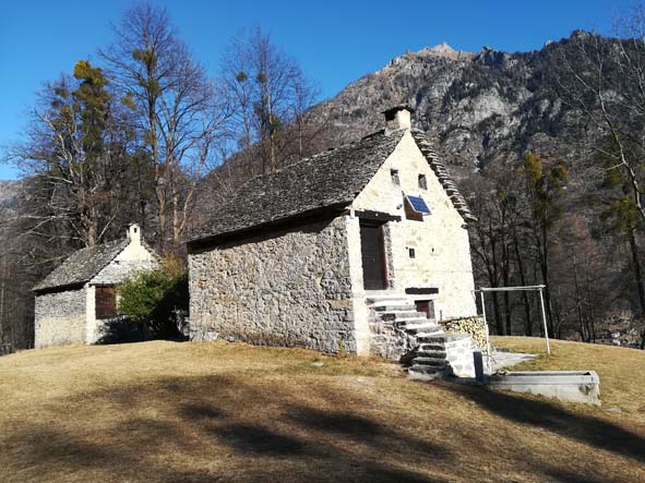 Escursione a Crestalunga e Quartarone, Baite della Baulina - Valle Antigorio, Croveo di Baceno